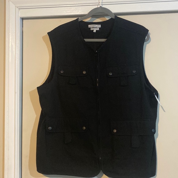 Mens Vest - Picture 1 of 4